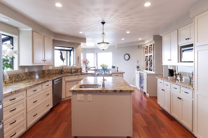 Kitchen Remodeling Services in Katani